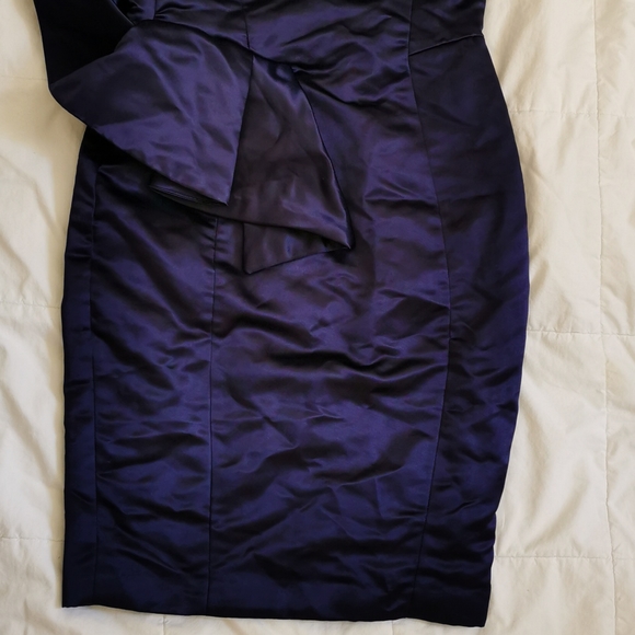 Dress - Picture 3 of 5